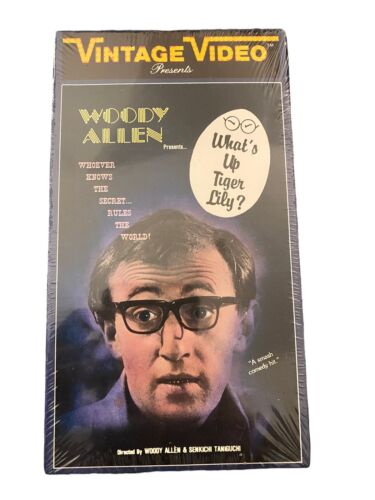 Woody Allen WHAT'S UP TIGER LILY Vintage Video - Read - VHS NEW - Afbeelding 1 van 7