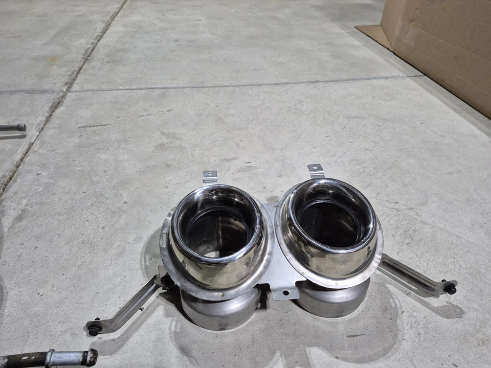 Escape completo OEM 12-17 Hyundai Veloster Turbo - ¡¡¡¡COMO NUEVO!!!! 🔥🔥🏁 Foto 2 de 4