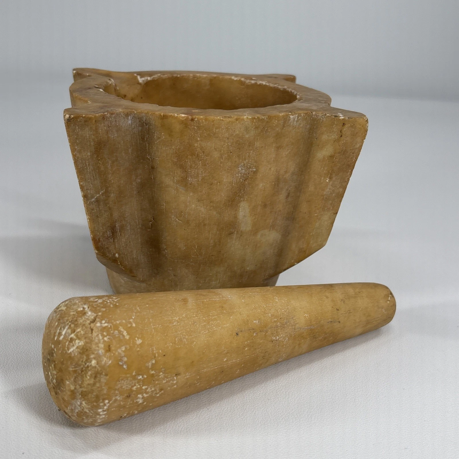 Mortar And Pestle Yellow/ Brown Stone
Opens in a new window or tab