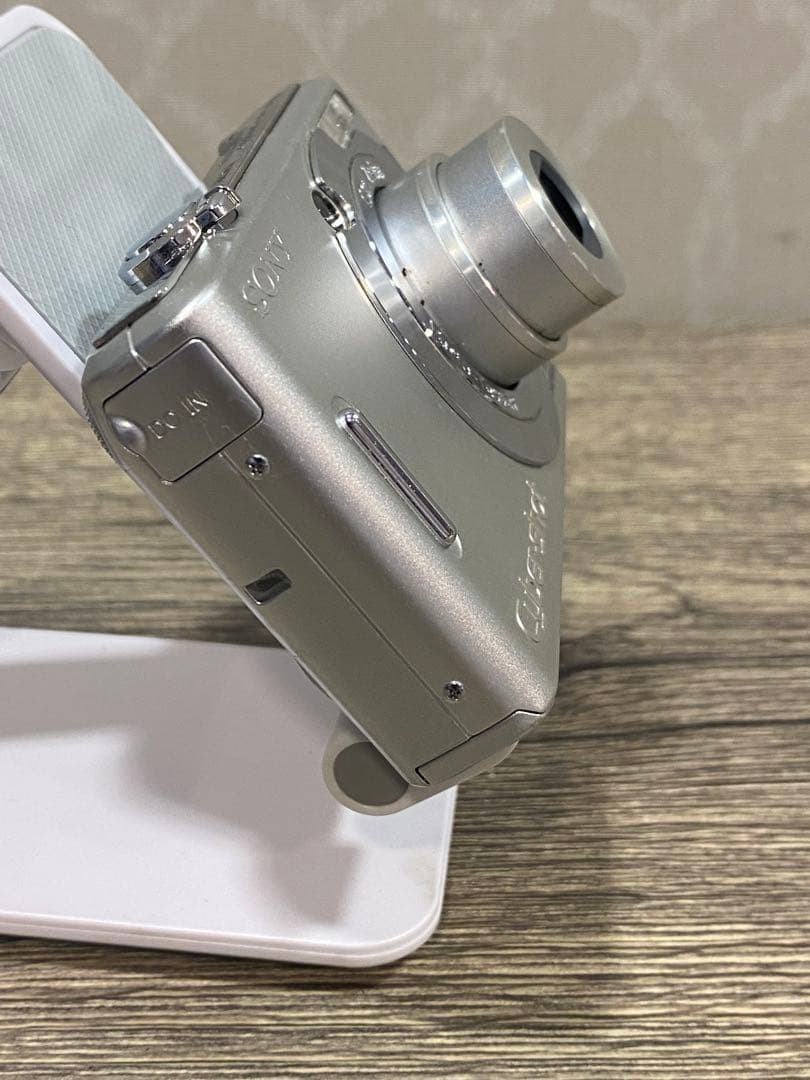 Sony Cyber-shot DSC-W35 7.2MP Digital Camera - Silver for sale