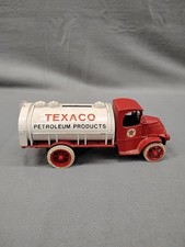 Vintage Ertl 1926 Mack Bulldog Oil Truck Texaco Diecast 2815G 2 With Key