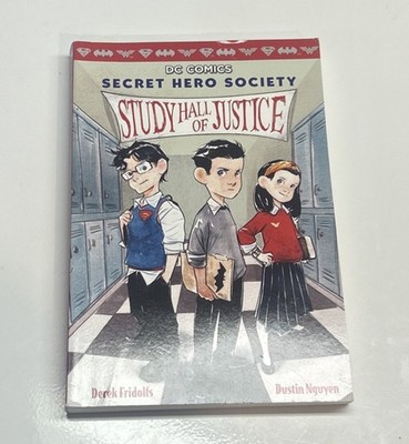 DC Comics: Secret Hero Society #1 (Scholastic 2016) Good Condition Paperback DC