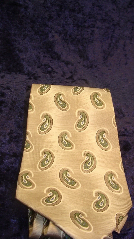 STAFFORD ~100% Men’s Silk Tie~4.0” wide ~ VGC~Beige~Green~Paisley ~ - Image 2 of 3