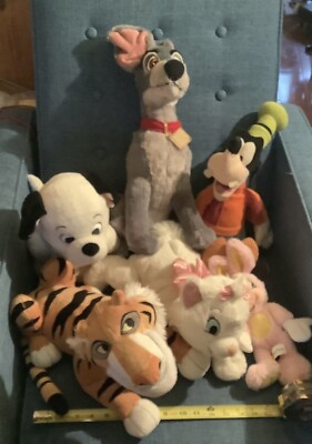 Lot Of 6 Disney Mickey, Tramp, Goofy, Cat Dog  Bunny Plush Stuffed Animal  Big