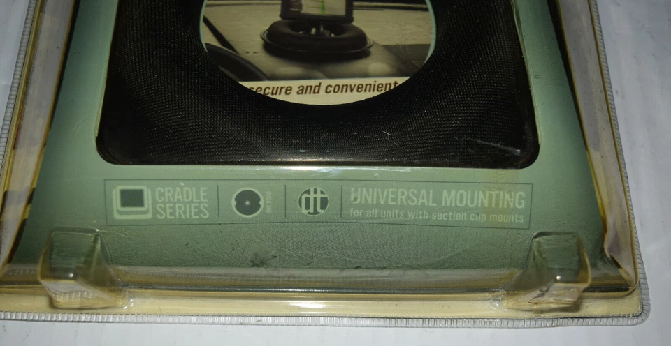 Day Tripper Mobile Device and GPS Dashboard GripMat, New in Package - Image 4 of 4