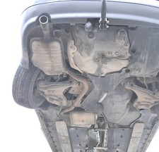 Audi A4 8E B6 Auspuff Endschalldämpfer Endtopf + Mittelschalldämpfer ALZ Benzine