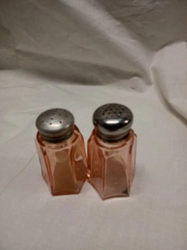 Pink Depression Glass Salt And Pepper Shakers Anchor Ribbed