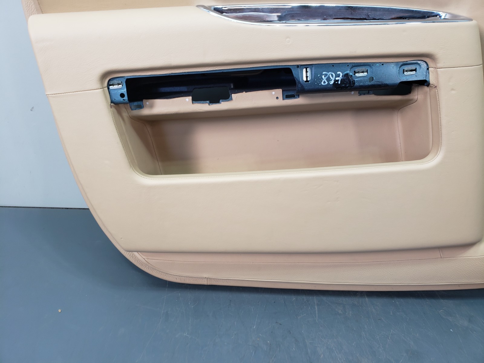 Rolls-Royce Ghost 2010-2014 Rear Left Door panel Beige