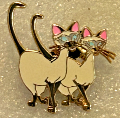 Disney pin 35662 Si and Am (Lady and the Tramp)