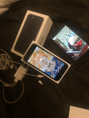 iPhone 7 32 Gb Schwarz OVP Sim-free + Huawei y6 scc-u21