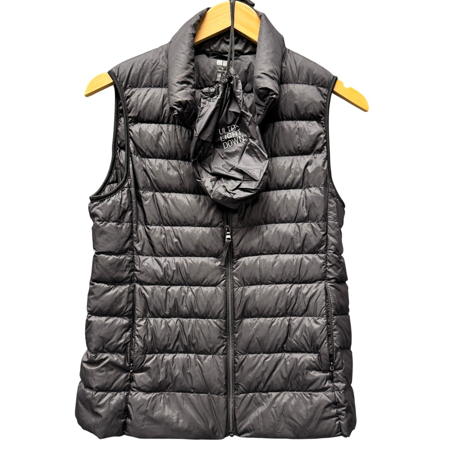 Uniqlo Puffer Vest Ultra Light Down Jacket + Travel Bag Womens Small Black