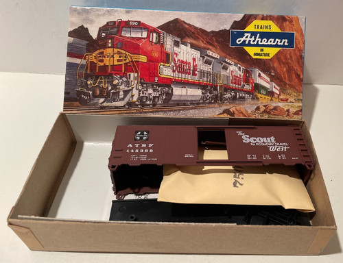 Vintage Athearn Escala HO 40’ Boxcar ATSF Scout 50156 Kit Caja Azul ¡Nuevo! | Condition: New