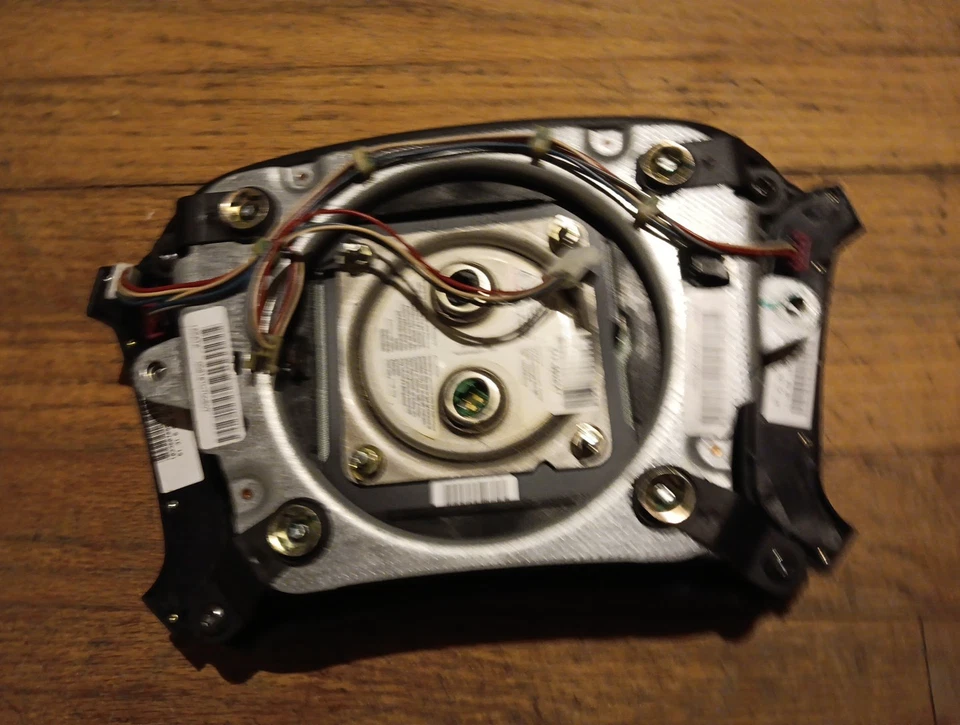 1999-05 BMW E46 325I 323I 328I 330I NON-SPORT 4 SPOKE STEERING WHEEL W/ BUTTONS - Image 3 of 3