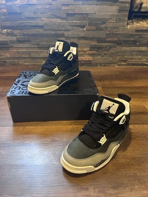 Jordan 4 Fear size 11 WITH BOX