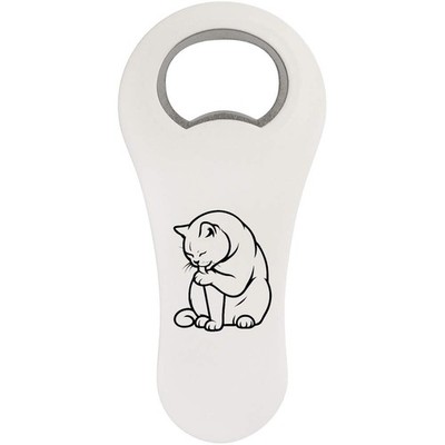 Flaschenöffner Kühlschrankmagnet ''Britisch Kurzhaar Katze leckt Pfote'' (BO00096848)