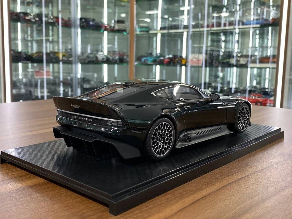 GT Spirit Aston Martin Victor 2021 – Dark Green – Limited Edition [1/18 Resin ] - Image 4 of 4