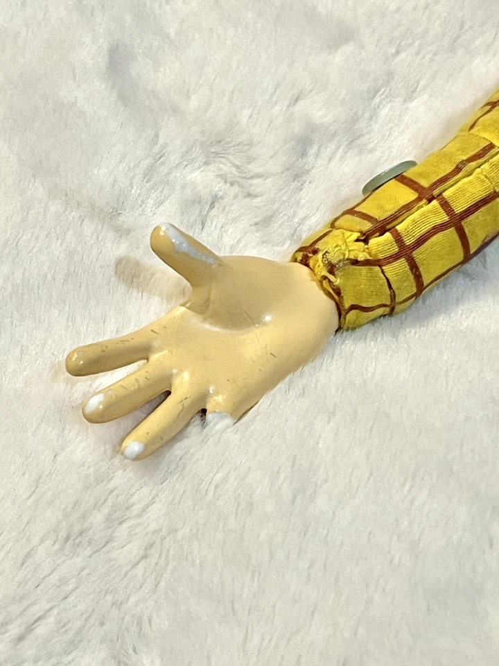 Boneca Woody Toy Story Vintage 1995 Sem Chapéu ou Cordão Disney Xerife 14"  - Imagem 2 de 4