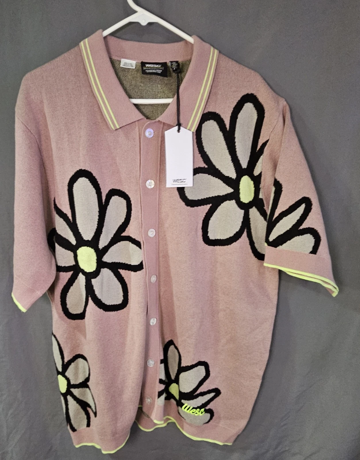 Wesc Flower Short Sleeve Button Down Size XL Men & Xxl Women