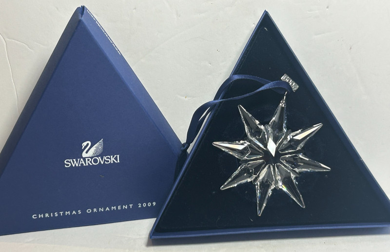 2009 Swarovski CRYSTAL Annual Edition Snowflake Ornament MINT in Original Box