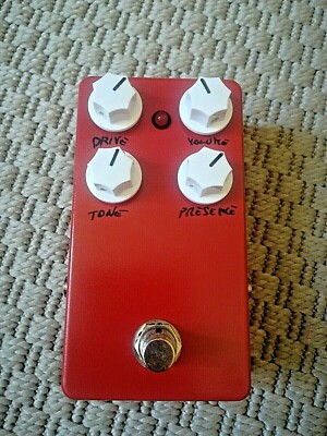 MI AUDIO CRUNCH BOX workalike.