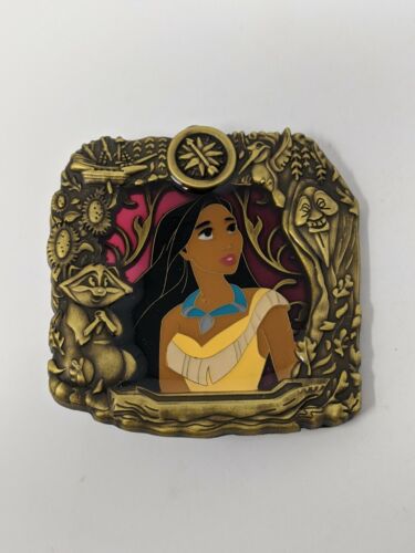 Disney Pocahontas Meeko Stained Glass Princess Series WDI Imagineering LE300 Pin - Afbeelding 1 van 3