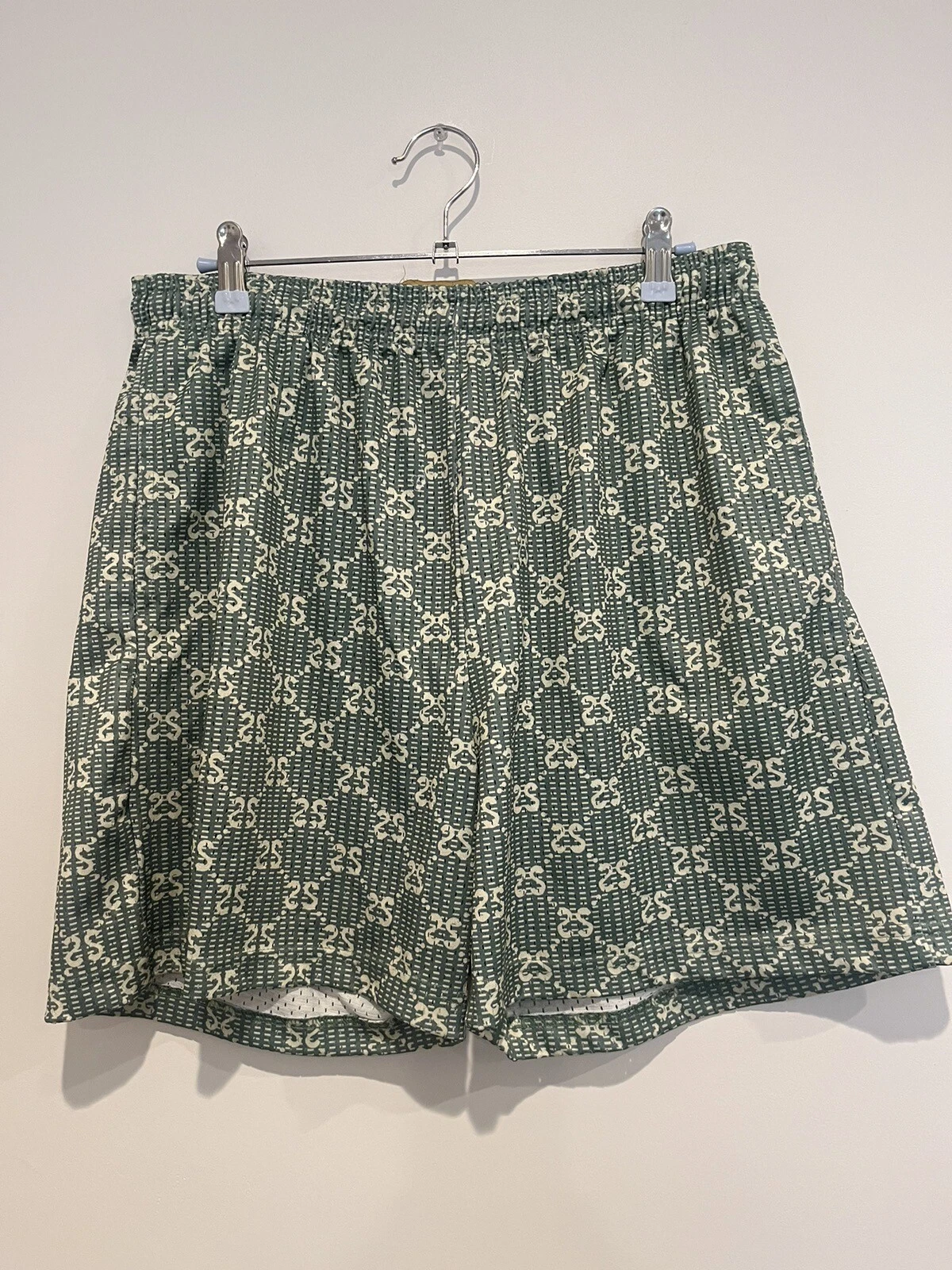 Short d'approvisionnement Street Market maille de basket ball   Gucci vert battage médiatique suprême taille L