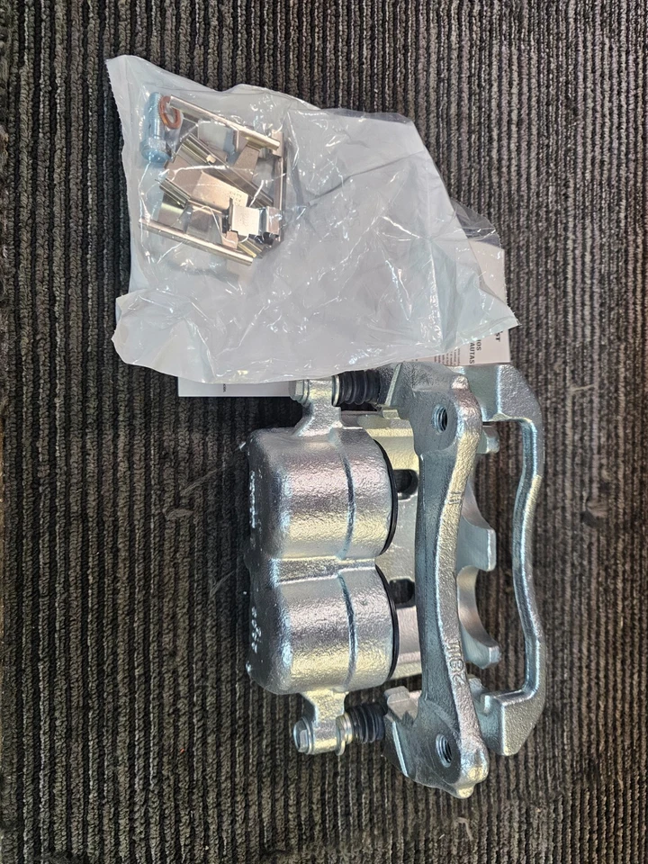 Pinza de freno de disco Reman del lado del conductor delantero para Ford Ranger 1995-1997 18-B4607 Foto 2 de 4