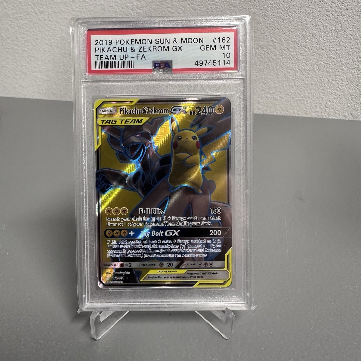 Pokemon Pikachu & Zekrom GX Tag Team (Full Art) 162/181 Sm-Team Up