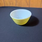 Vintage Pyrex 401 1.5 Pint Yellow Mixing Bowl