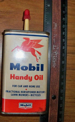 VINTAGE MOBIL Handy Penetrating OIL CAN / TIN - Almost Empty
