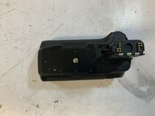 Targus TG-BGXTI Battery Hand Grip for Canon Rebel XT/350D/XTV/400D, Black "H7B"