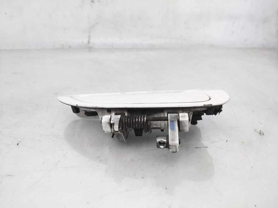 Ручка наружной двери для пассажира Honda S2000 2003–2009 годов выпуска — Grand Prix белая - Изображение 4 из 4