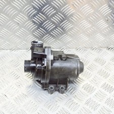 Pompe à eau BMW 535