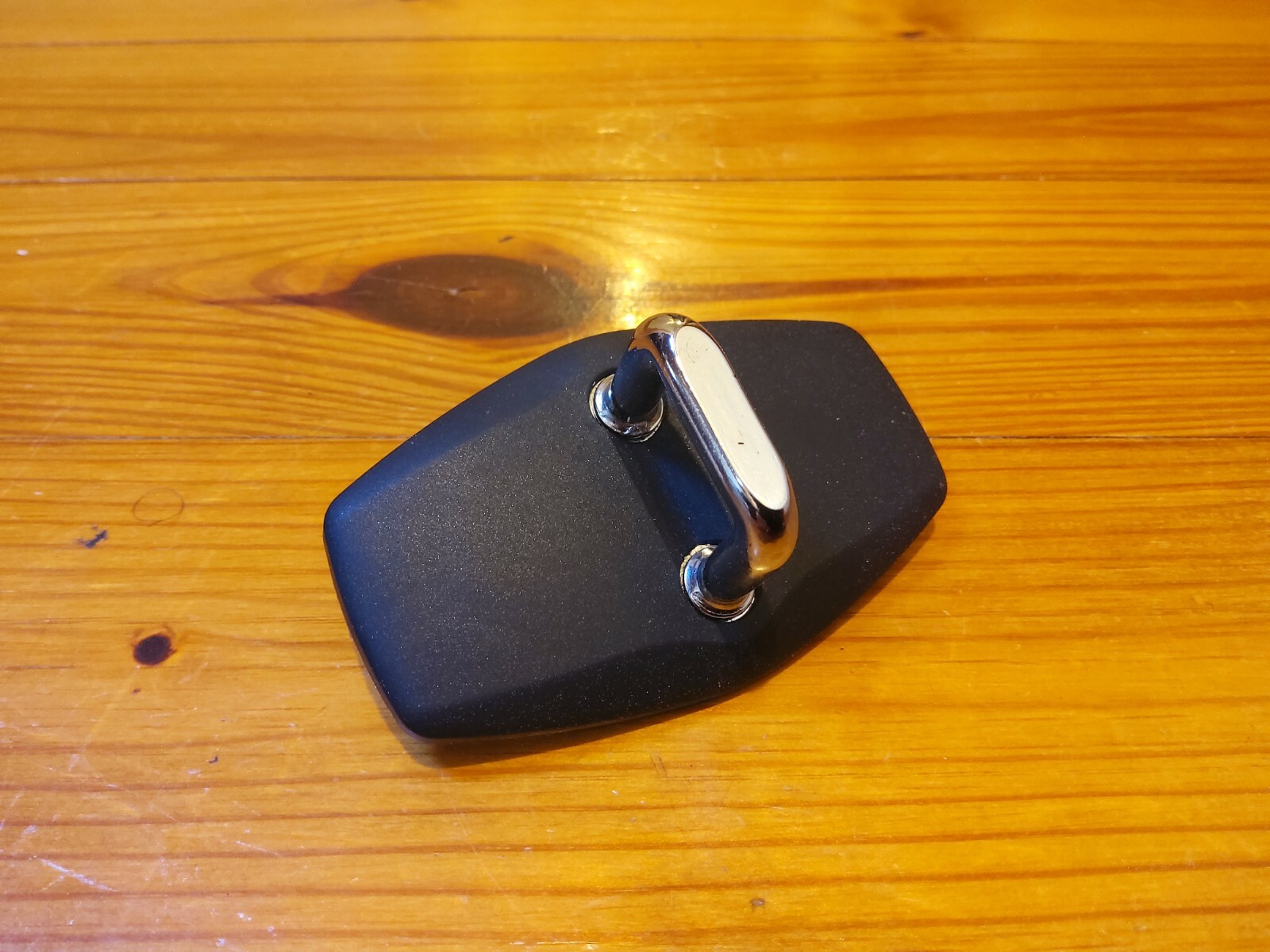 BMW E46 323i Genuine OEM Door Latch Striker 325i 328i 330i Sedan  