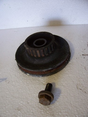 VW Golf 1 : Kurbelwellenriemenscheibe | MKB: GG