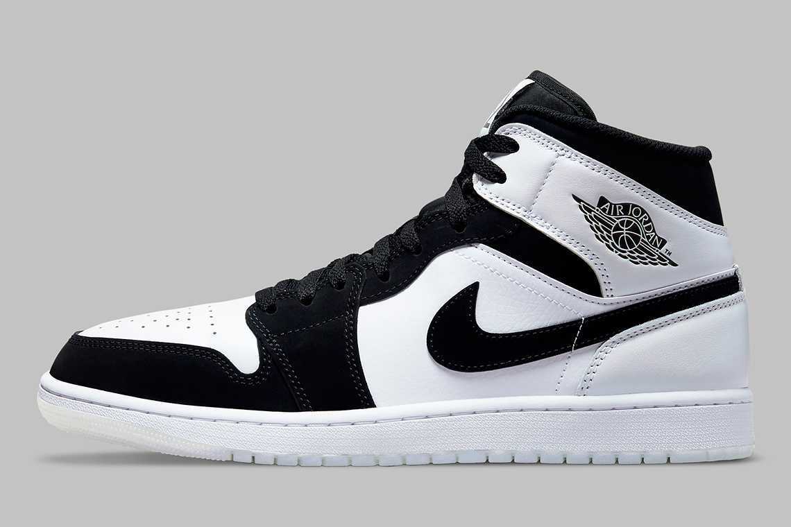 Jordan1 Mid Omega/Black/White-