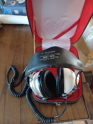 Pioneer SE-50, 2 Way Stereo Headphones