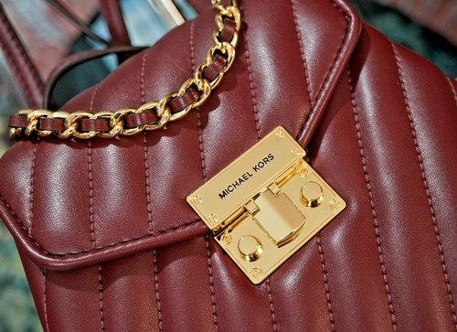 Neu mit Etikett Michael Kors Rose XS Conv. Rucksack Umhängetasche aus Merlot veganem Leder - Bild 2 von 11