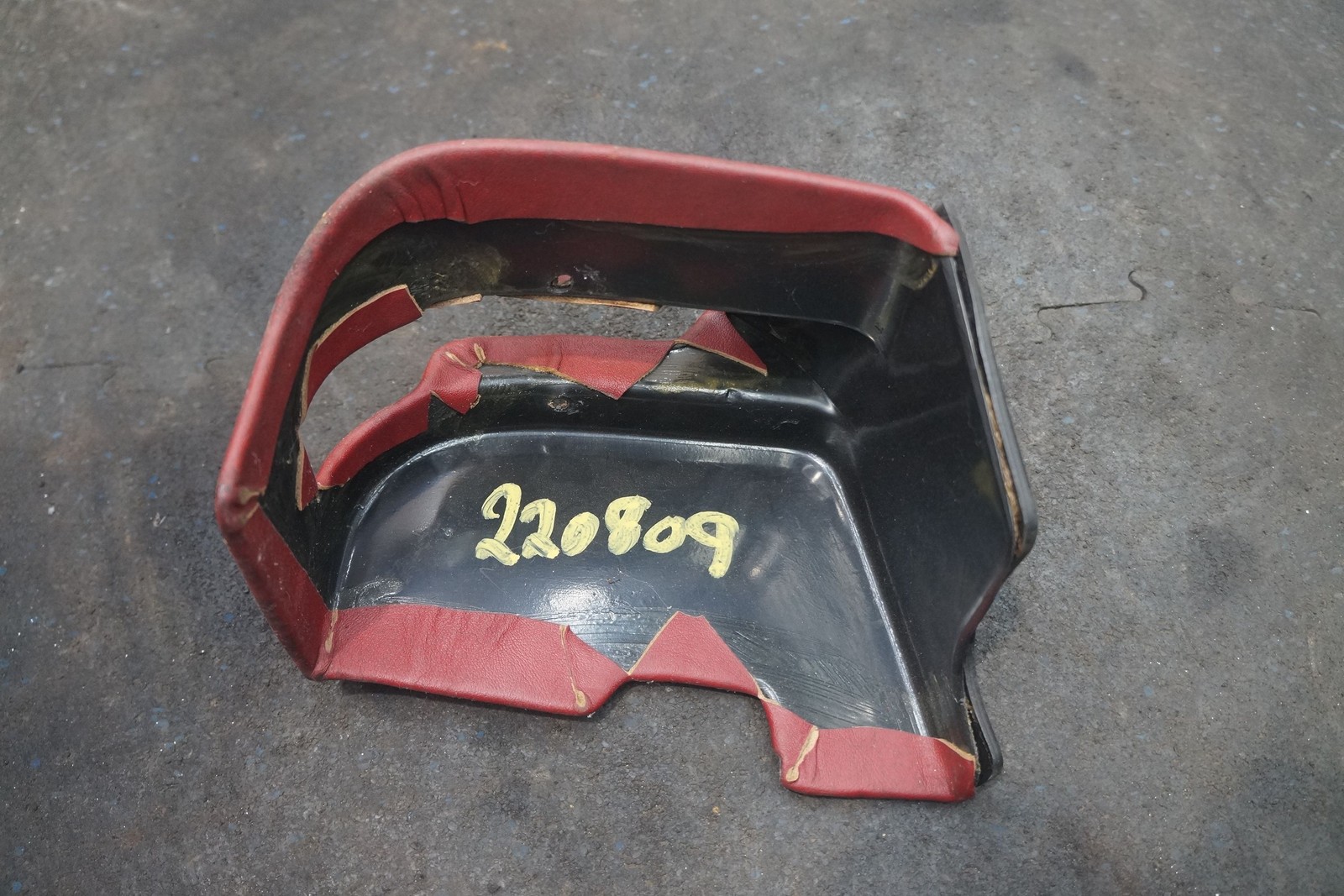 Emergency Parking Brake Handle Cover Trim Panel 60694700 Ferrari Mondial 1982