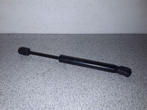 BMW 5 Touring E61 Motorhaubenstrebe vorne rechts 51477148826 2.50 2004 33744509