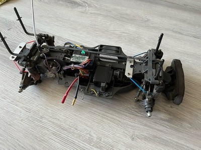 Tamiya TA03 R Chassis 1/10 Rare Vintage 4WD vom Mercedes / Honda