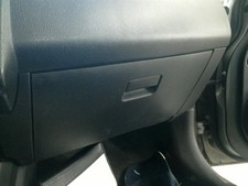 Versa 2008 Glove Box 104940388 Versa 2008 Glove Box 104940388