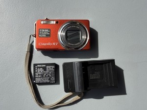 Ricoh Caplio R1 | eBay