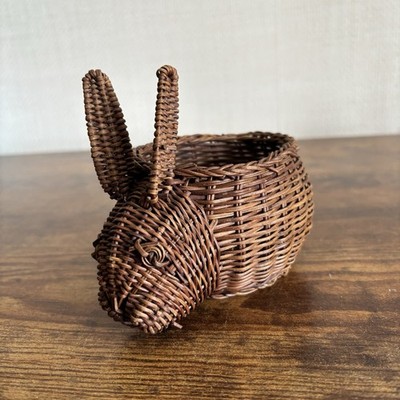Vintage Weidenkorb Kaninchen Display Deko / Übertopf Handarbeit Pflanzgefäß