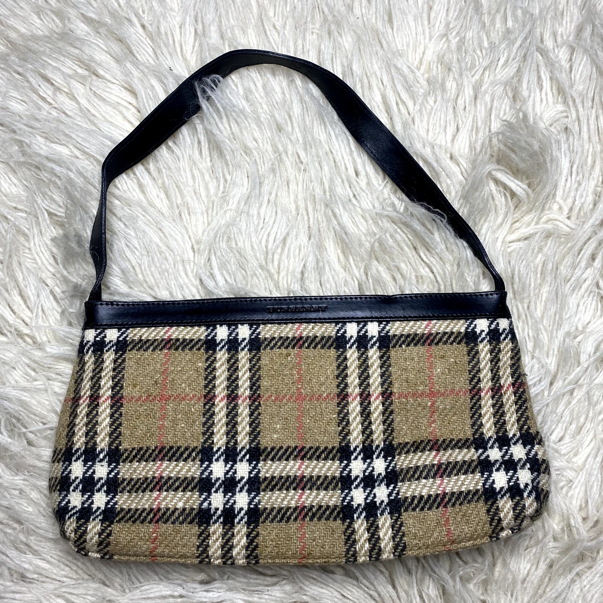 Burberry top hand purse