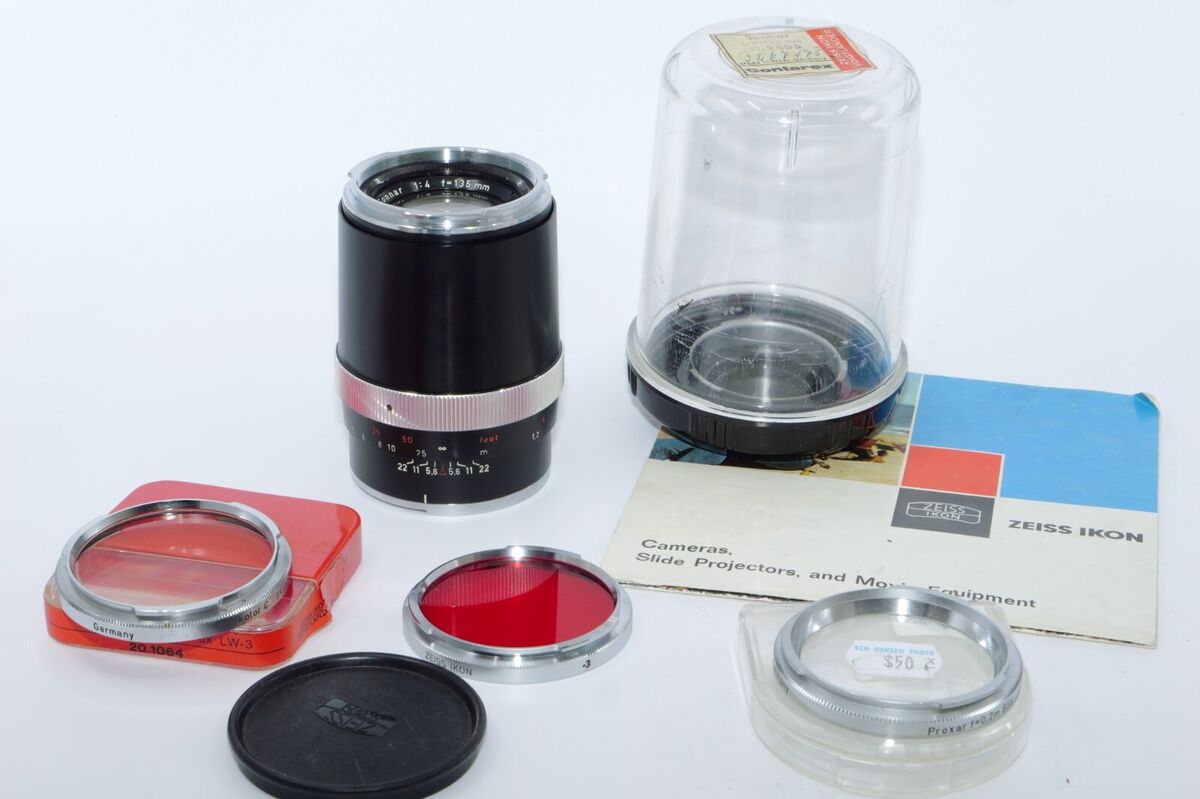Carl Zeiss CONTAREX Sonnar 135mm F/4 Telephoto Lens. B56-1A Carl Zeiss CONTAREX Sonnar 135mm F/4 Telephoto Lens. B56-1A