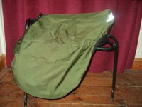 Waterproof Ride On Saddle Cover, Medium 151/2 - 161/2 Waterproof Ride On Saddle Cover, Medium 151/2 - 161/2