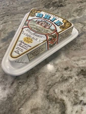 Estello Veritable Brie Pottery Cheese Holder Lidded Tray Made In France NEW