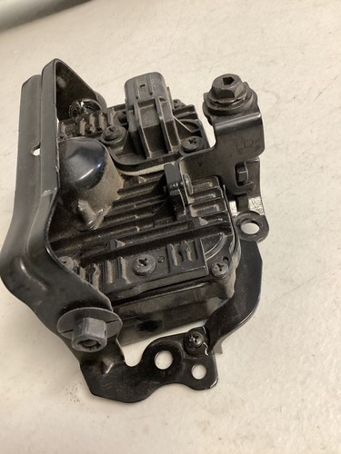 2016-2019 TOYOTA RADAR CRUISE CONTROL DISTANCE SENSOR OEM 88210-7460 - Picture 6 of 8