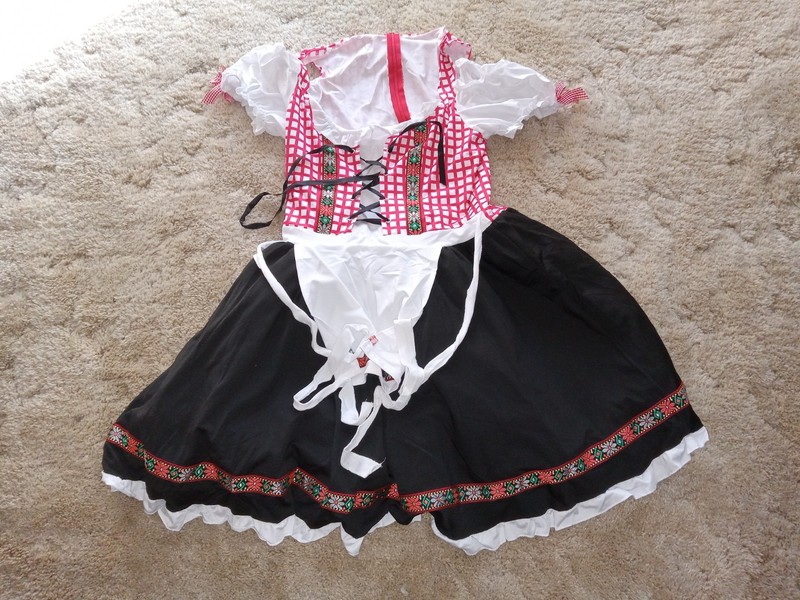  german Oktoberfest Costume,,  German Dirndl Dress 32"  38" bust, waist NEW